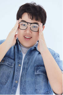 耿佳贺首张EP XingFu.st宣布 以少年之姿泛起富丽的蜕变