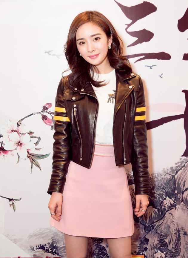 杨幂如何自黑？杨幂这样自黑本身的发际线