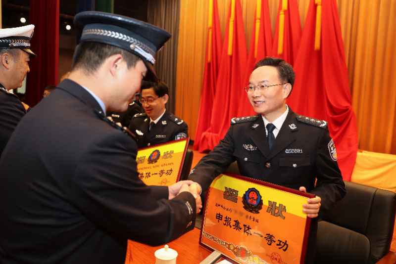 深圳副市长徐文海履新湖北省当局党构成员，在深力推公安警务改良