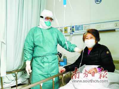 广东省人民医院重症医学科专家邓医宇：把队员平平安安带回家