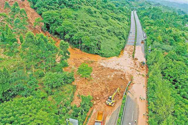 20余个区县遇暴雨 4条河道水位超警戒