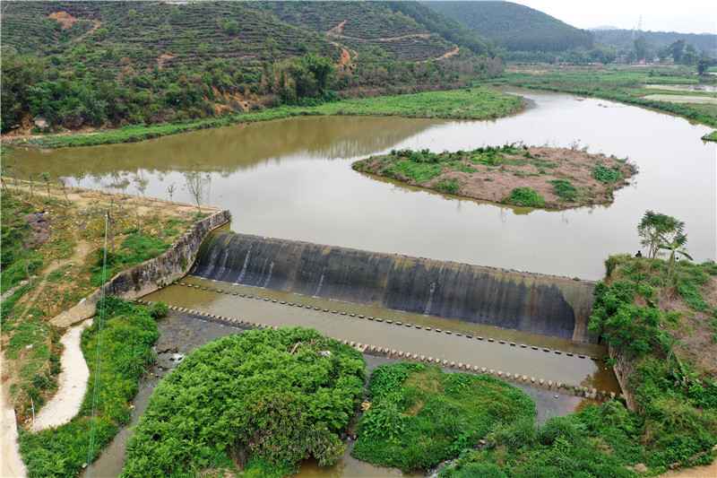 寻迹佛山高超坟典水陂