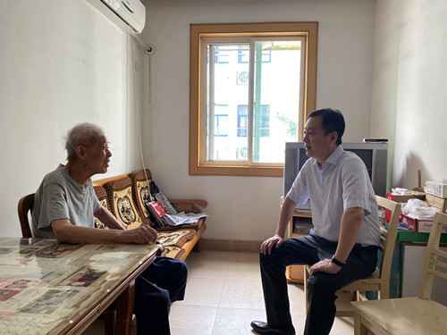 团省委开展系列勾当庆七一