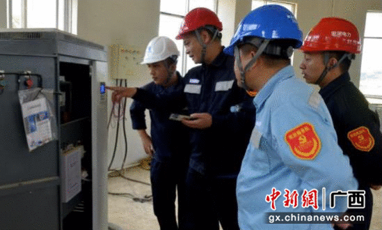 崇左江州区:浇灌用电增容为千亩农田降下“实时雨”