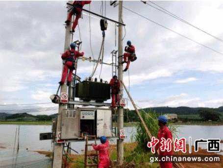崇左江州区:浇灌用电增容为千亩农田降下“实时雨”
