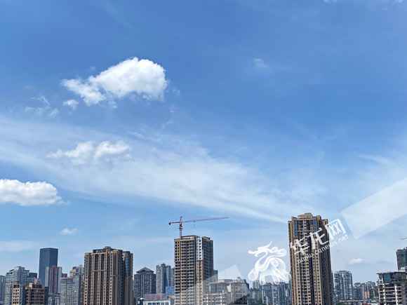 视频|昨日重庆本年首破40℃ 晴热一连明后天最高气温将达41℃