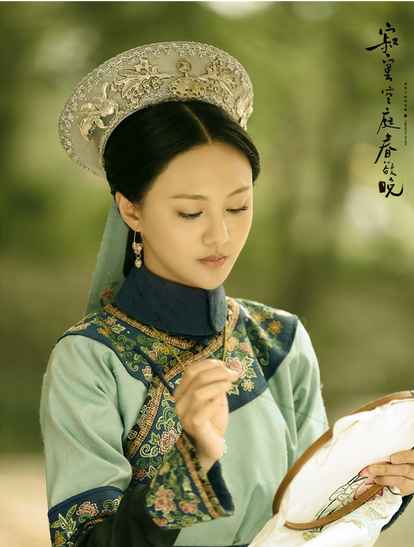 郑爽《寥寂》剧照满脸都是戏 获赞最美良妃