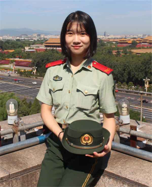 【青年一线故事】中山退役大学生女兵钟凯翠：不让芳华留下遗憾