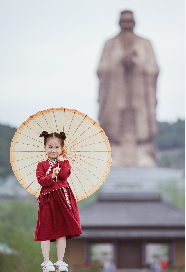 山东省文化和旅游厅厅长王磊为好客山东代言