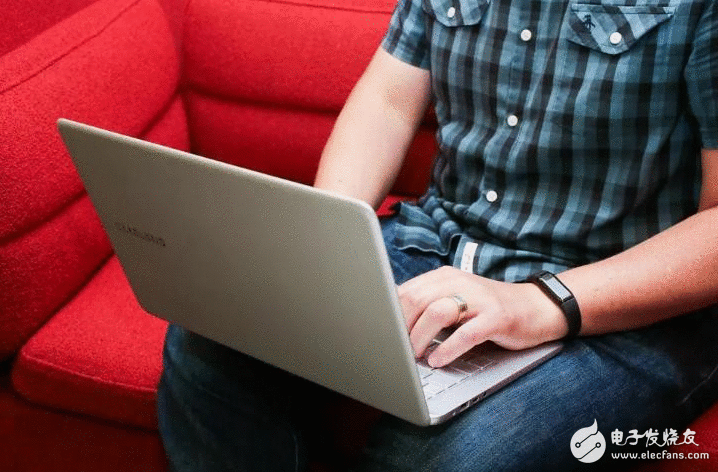 三星NoteBook 9条记本图赏：很是适合商务人士的产物