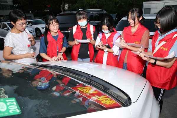 本报学生记者走进安徽省歌舞剧院探访舞剧《徽班》