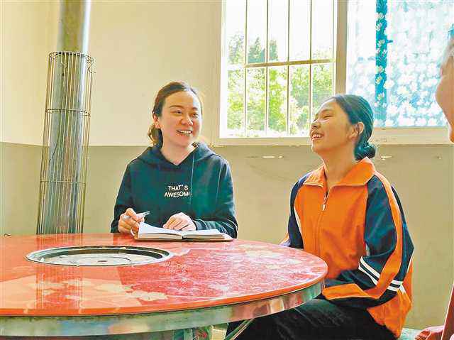 芳华在脱贫攻坚一线绽放 ——记4位巴渝青年的“乡土芳华”