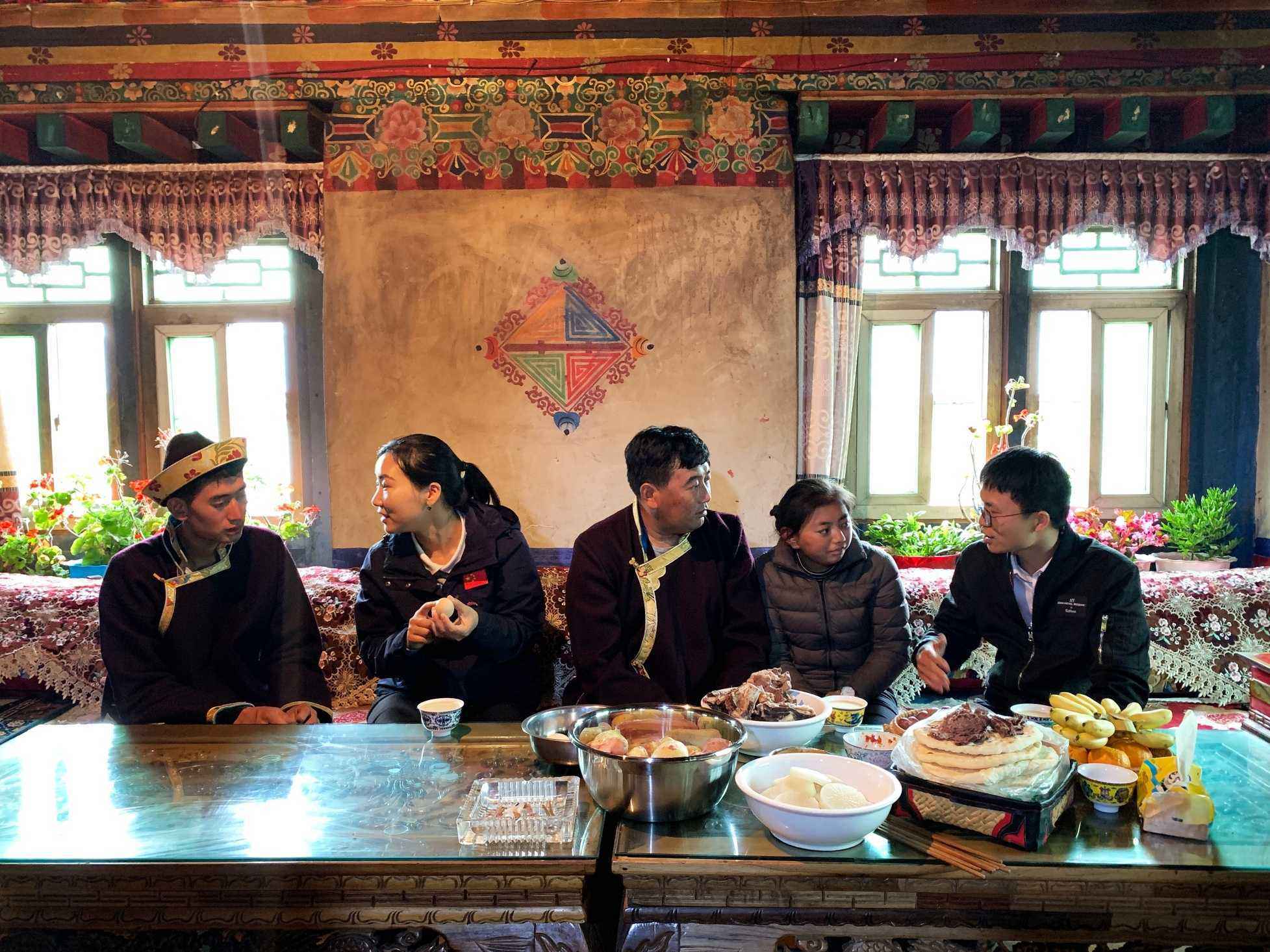 【脱贫攻坚】他们为什么到大山深处“走亲戚”？