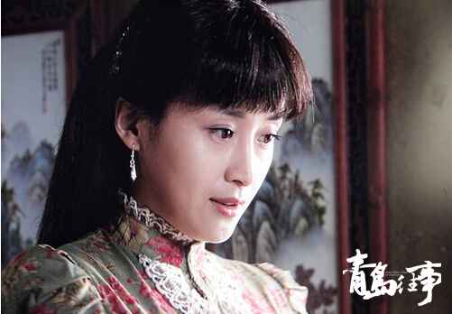 《青岛旧事》央八开播 傅淼变身物质女