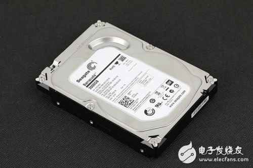 什么是SSD固态硬盘？一文看懂固态硬盘跟机器硬盘有什么区别？