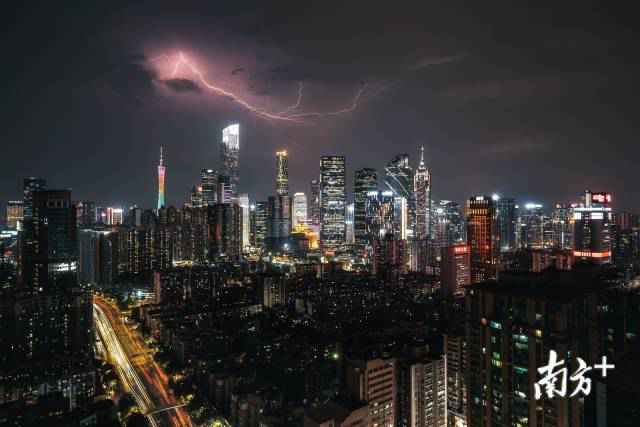 南边拍客看广东|一周精选 湾区赏红月