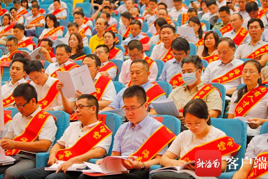 海南首批“双百”人才团队获授牌 团队创新本领强拥有各类专利3000多项｜附名单