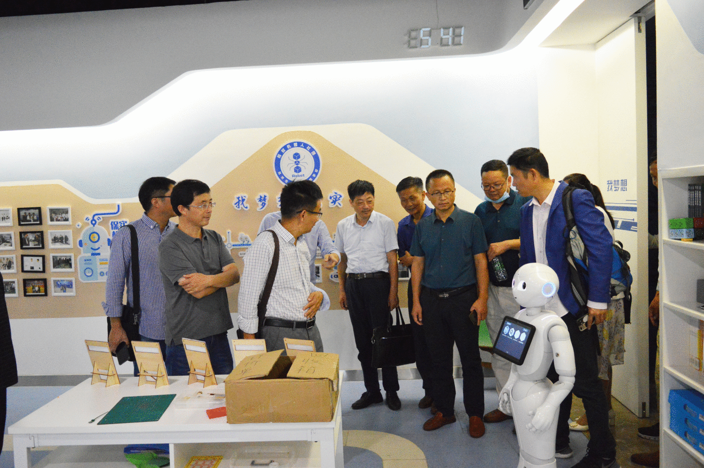 天长市汊涧中学赴杭州名校“取经”赋能