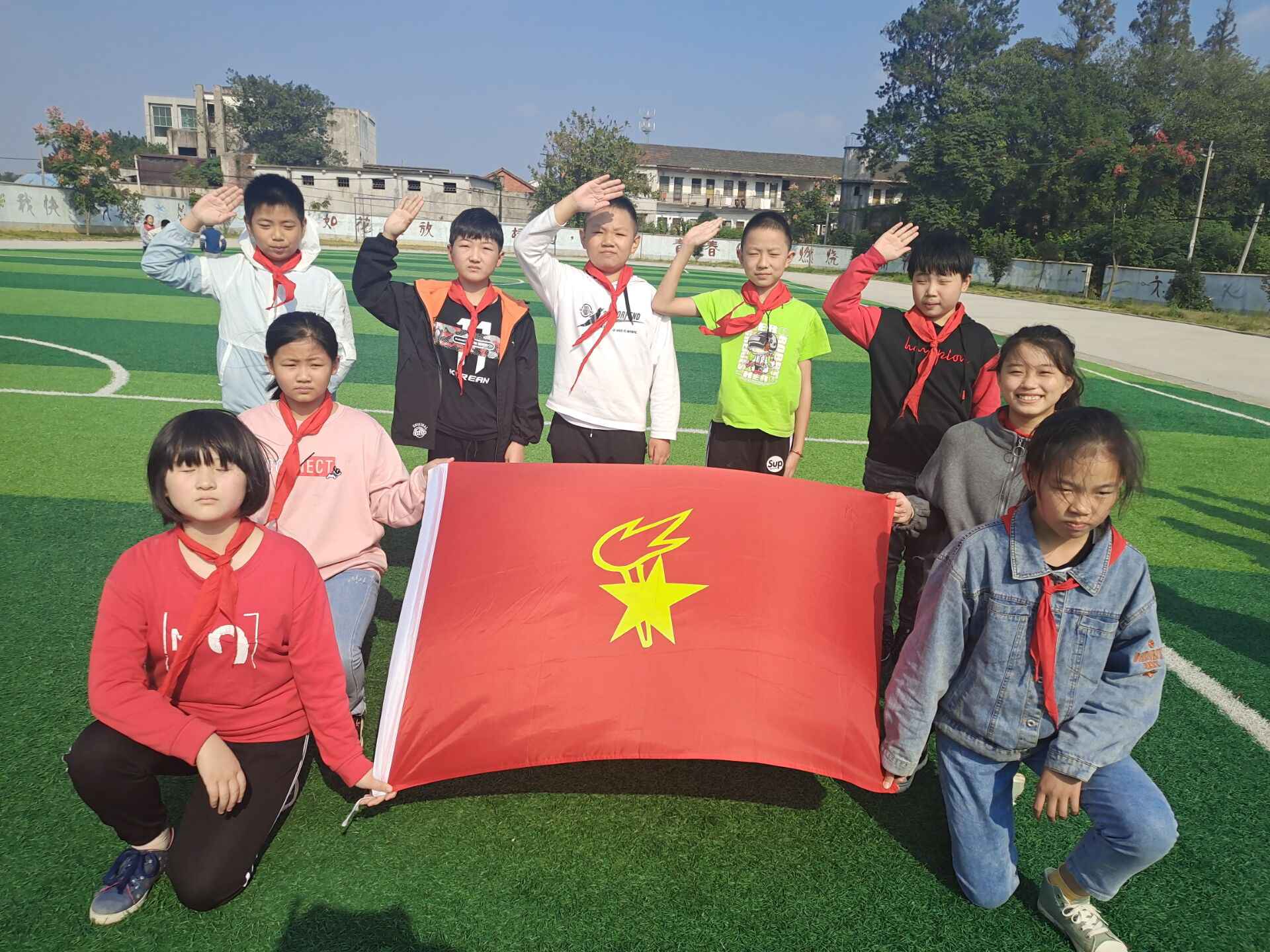 怀宁县清河中心学校开展少先队建队日系列勾当