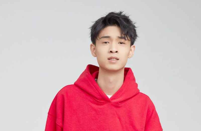 秦霄贤人设崩塌，已被起诉要求还款，“富二代”身份是假的？