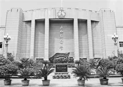  郑州：二七名城的赤色基因