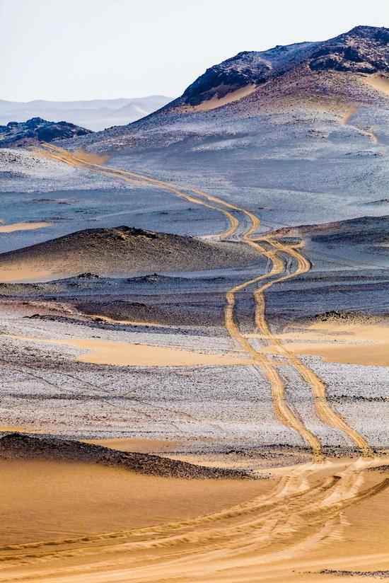 黑沙漠，中国西北的“隐秘角落”