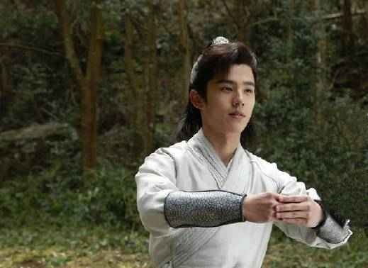 《琅琊榜2》刘昊然古装造型辣么丑都是被刘海坑了