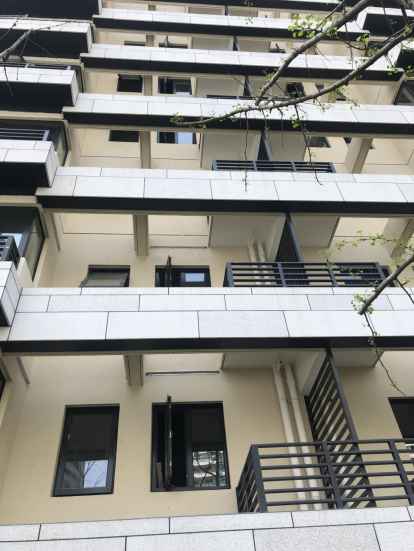 浙江黄岩：取缔“无主房”违建“串串楼”