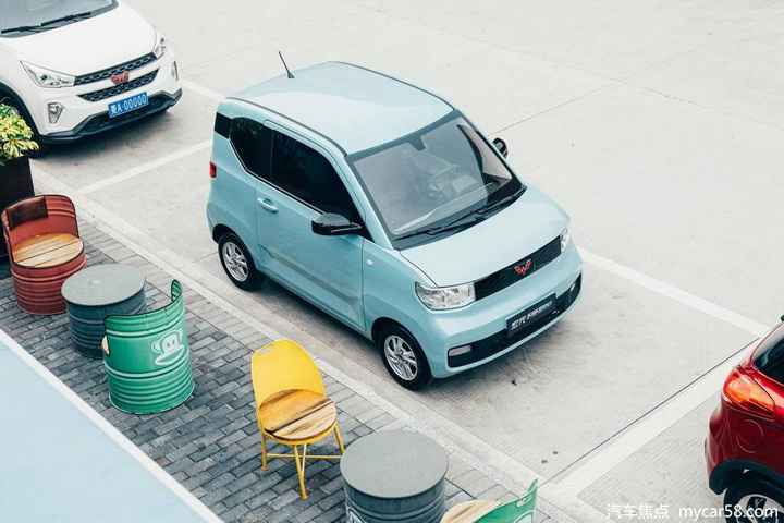 五菱宏光MINI EV：为什么拿我和特斯拉比？