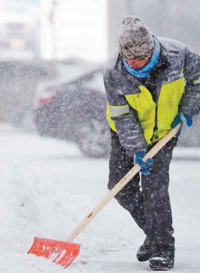 冰雪中，有我們堅守（統籌抓好改良發展穩定各項事情）