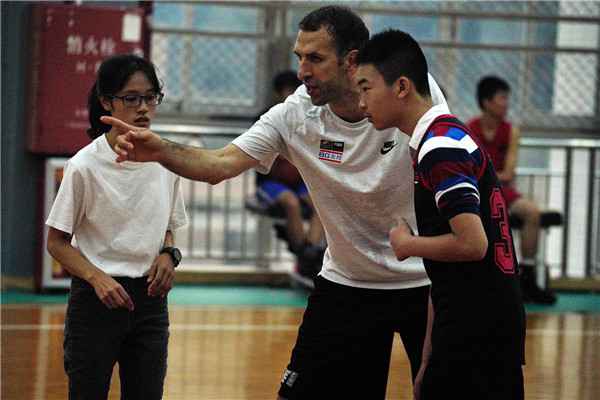 国际篮联篮球学院培训运动广州站率先启动