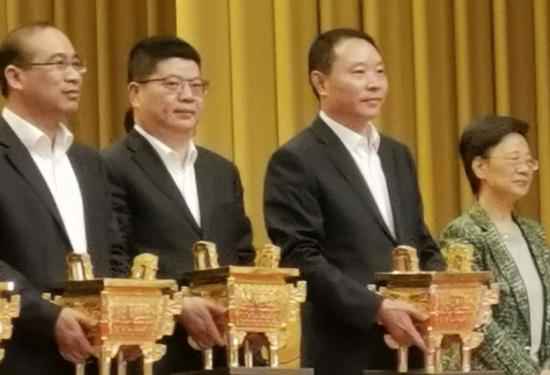 十五年点亮一颗星 临海收获浙江首批平安金鼎