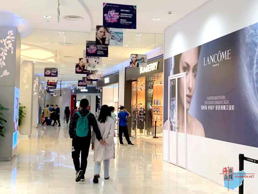 倍增！2020年海南四家离岛免税店销售总额超300亿