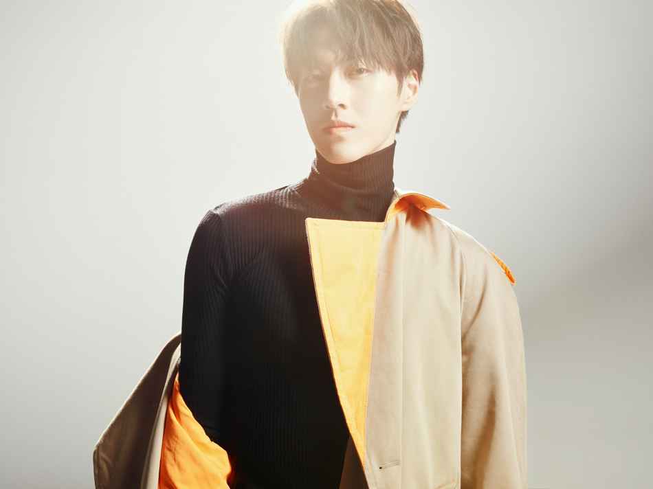 《琉璃》剧里六师兄阳光温柔 李飘逸戏外同样芳华帅气