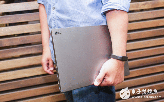 2017款LG Gram 15怎么样？2017款LG Gram 15体验：15.6寸条记本中最轻薄