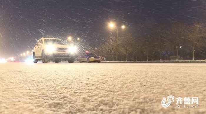 山东大范畴降雪威海文登积雪达30厘米 元旦天气多云