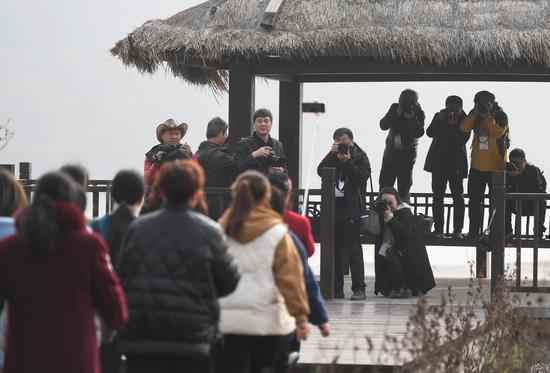 长三角地域摄影记者走进浙江诸暨 用镜头记录“醉美”