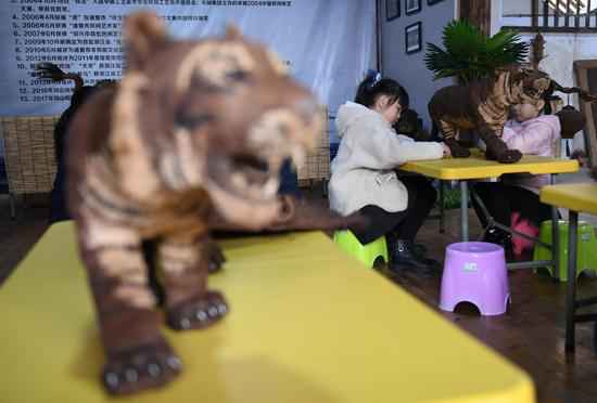 长三角地域摄影记者走进浙江诸暨 用镜头记录“醉美”