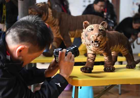 长三角地域摄影记者走进浙江诸暨 用镜头记录“醉美”