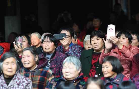 长三角地域摄影记者走进浙江诸暨 用镜头记录“醉美”