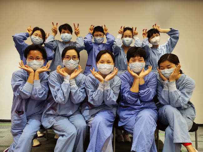 李国华:教育医护“军团”与病毒“搏击”