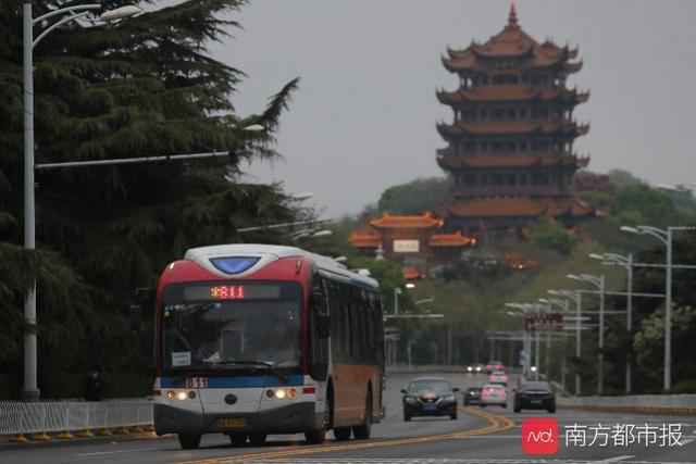 武汉规复部门公交线路和轨道交通