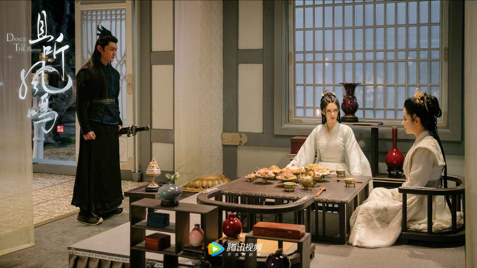 傅菁《且听凤鸣》一连热播，左青鸾显露强大动作力