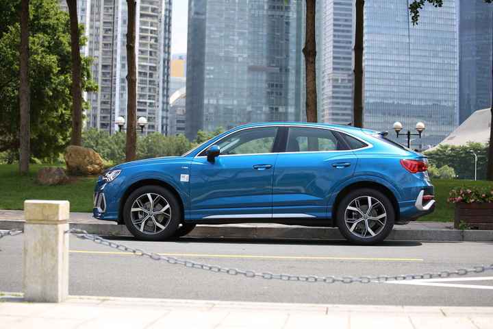 最亲民的豪华轿跑SUV，奥迪Q3 Sportback值得买吗？