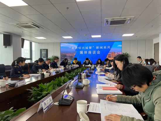 走进绍兴城管:风雅化打点模式显现 古城新城展新气象