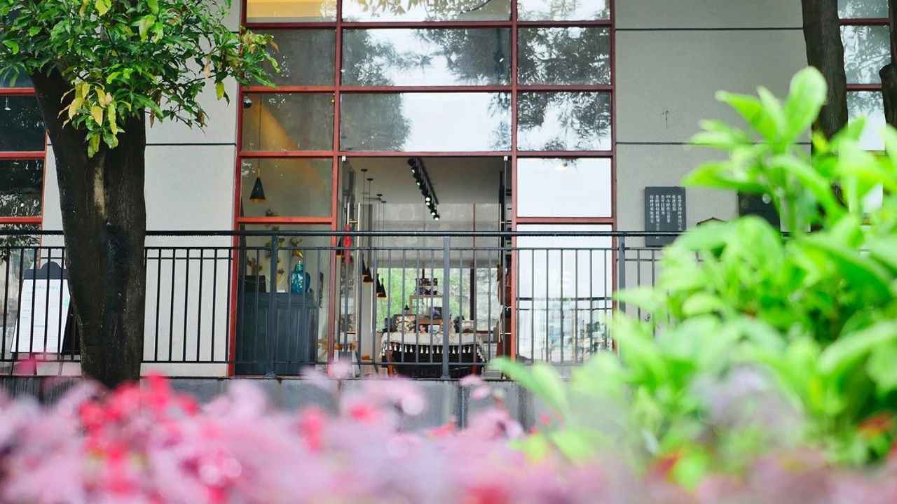 中山：躲藏闹市的公益书屋