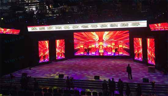 Voury卓华LED显示屏应用于运都市广播电台