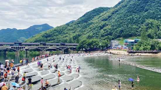 中国最具幸福感都市（城区）富阳：治水让糊口更优美