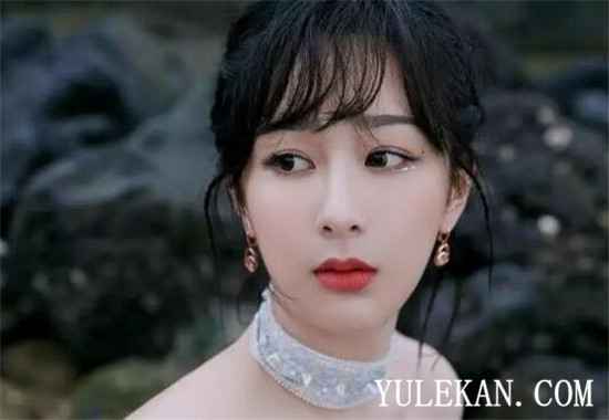 响应招呼都在家断绝的明星们在家里都干了些啥？