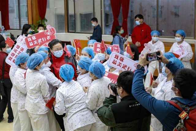 【模范气力】“方舱经验终生难忘”!广州白云区援鄂医疗队回来返岗